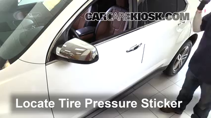 2017 Chevrolet Equinox Premier 3.6L V6 Tires & Wheels Check Tire Pressure